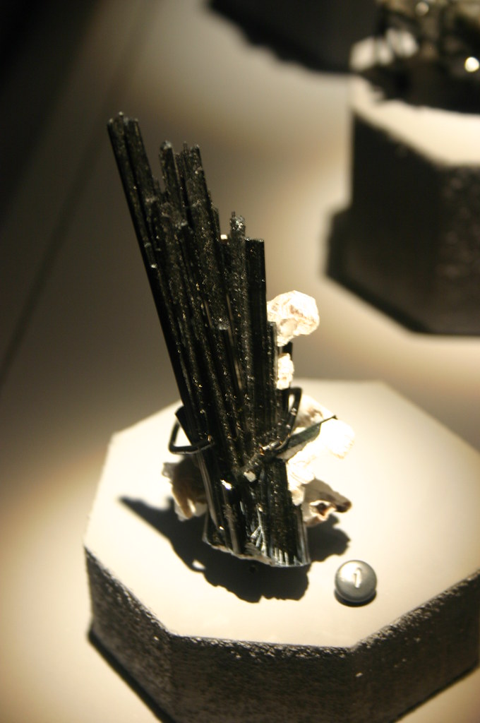 How to tell if Black Tourmaline is real