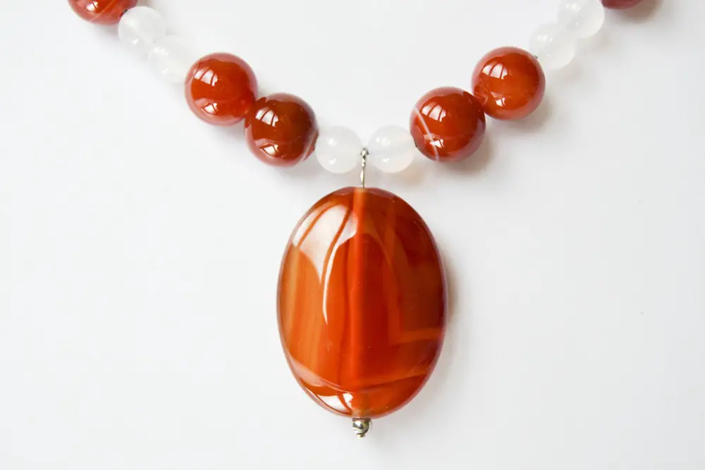 How to use Red Agate