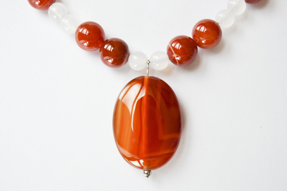 How to use Red Agate